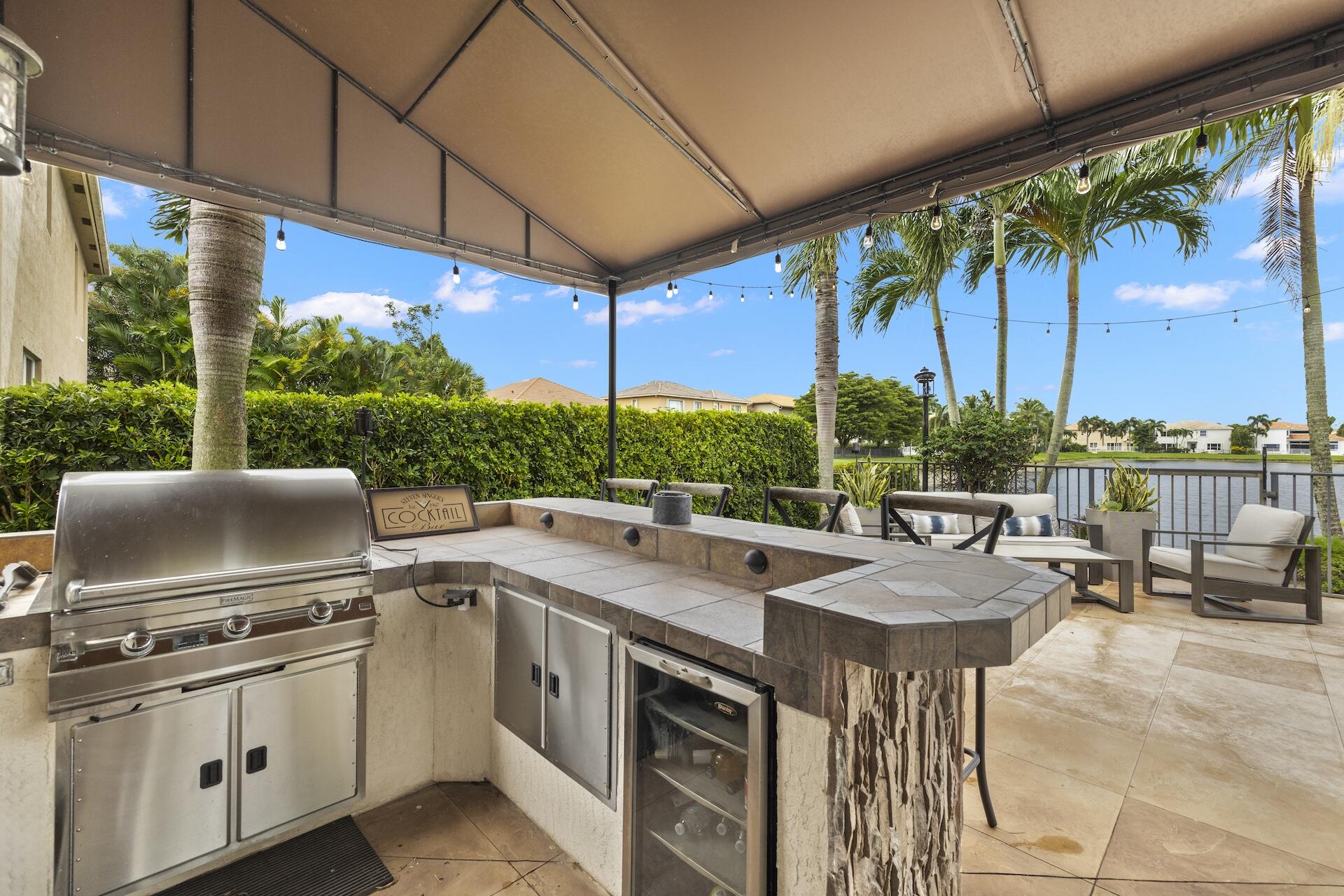 1336 Beacon Circle Wellington, FL 33414 - Photo 32 of 40 bbq