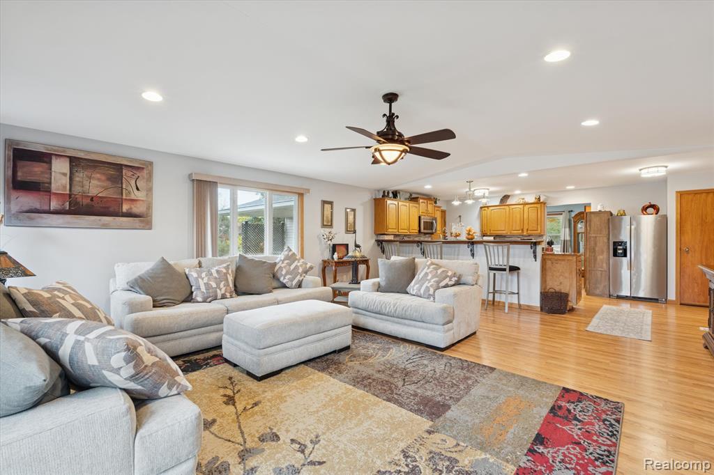 7233 West Lange Road Fowlerville, MI 48836 - Photo 11 of 55