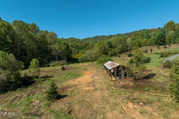 $369,000 | 1311 Deer Run Road, Mountain City, TN 37683