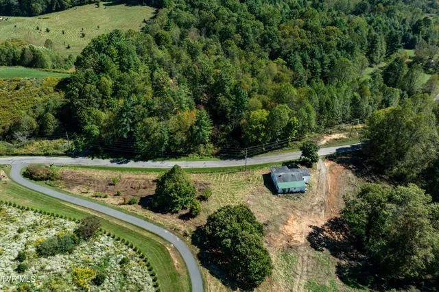 $445,000 | 1311 Deer Run Road, Mountain City, TN 37683