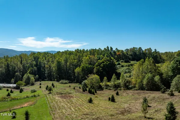 $369,000 | 1311 Deer Run Road, Mountain City, TN 37683