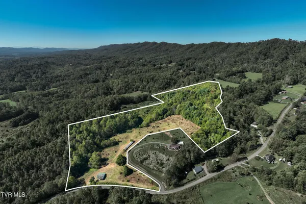 $369,000 | 1311 Deer Run Road, Mountain City, TN 37683