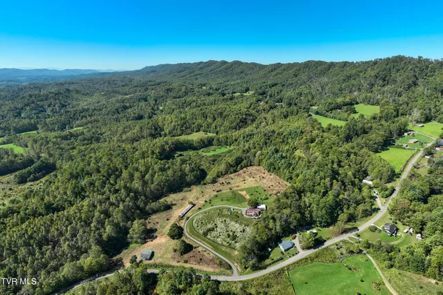 $445,000 | 1311 Deer Run Road, Mountain City, TN 37683