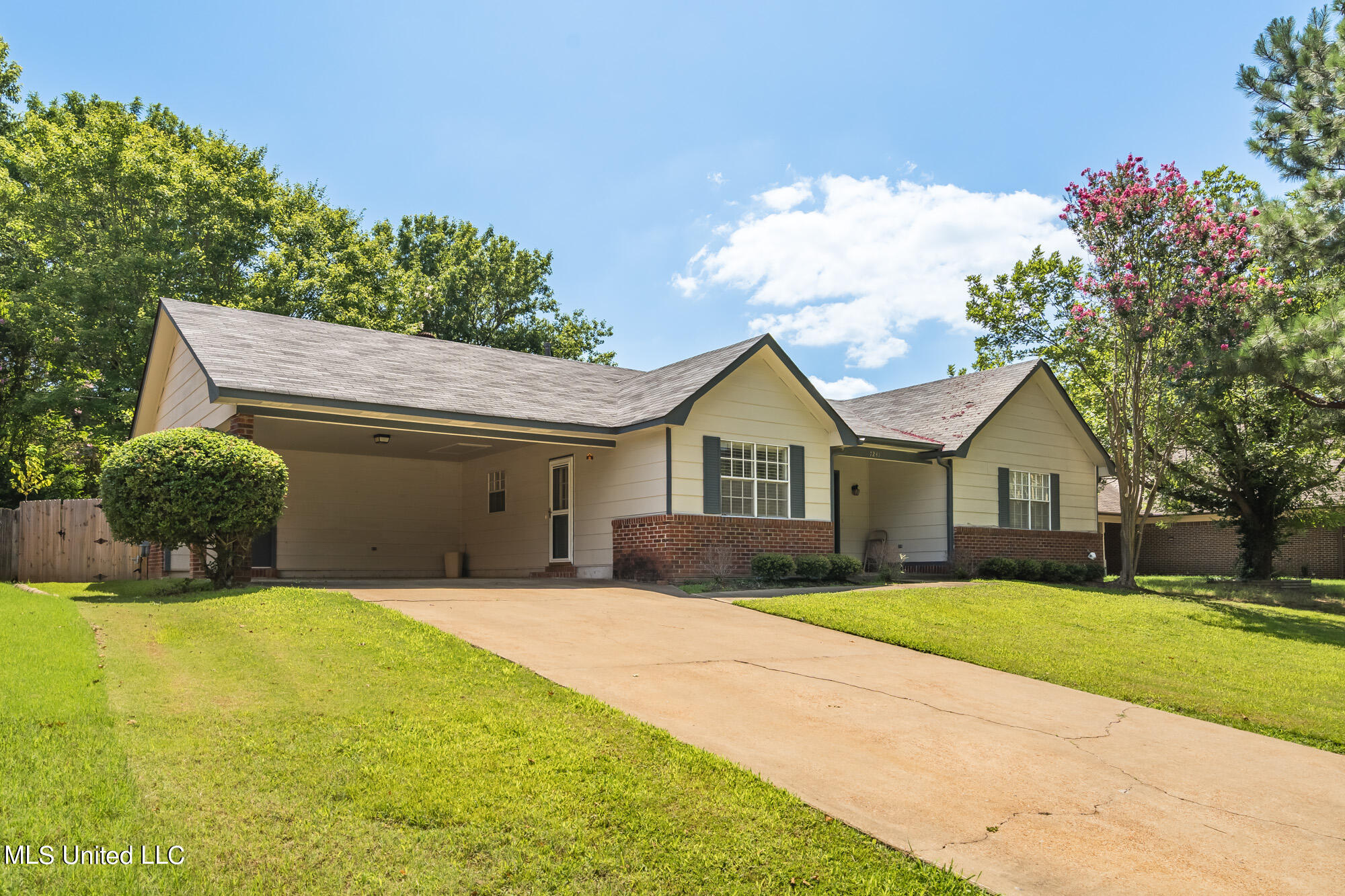 7241 Kingcrest Road Olive Branch, MS 38654 - Photo 4 of 24 238859m_03-snapsold-screen-7241 Kingcres