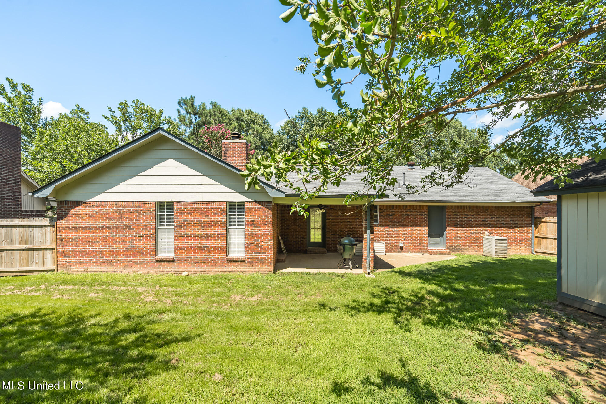 7241 Kingcrest Road Olive Branch, MS 38654 - Photo 7 of 24 238859m_26-snapsold-screen-7241 Kingcres