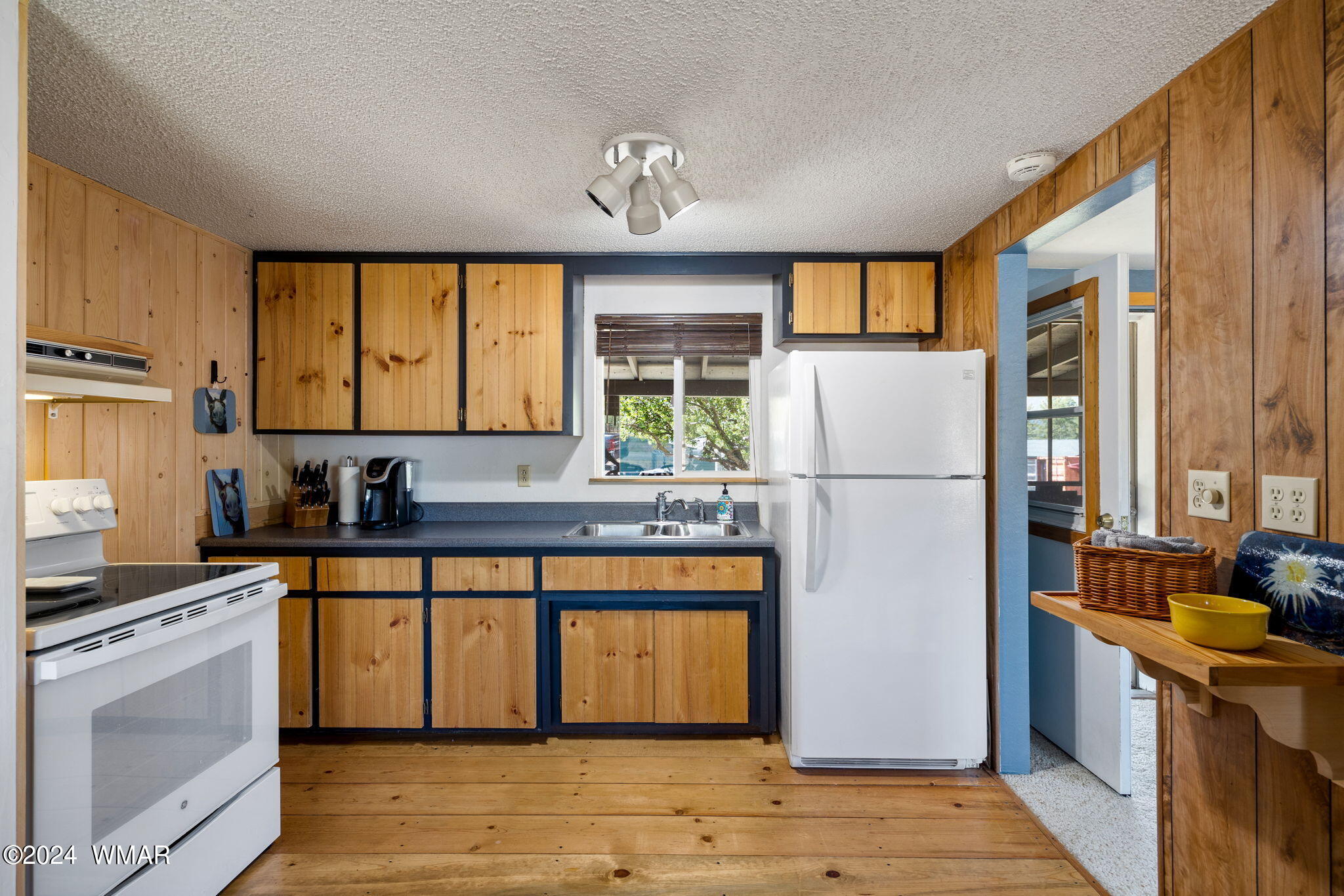 40 Cr2051 Alpine, AZ 85920 - Photo 6 of 27