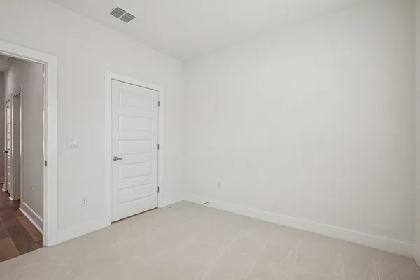 an empty room with an empty space