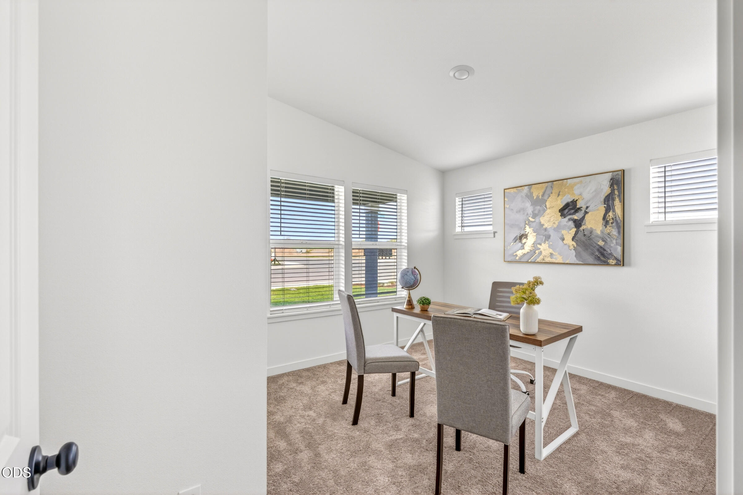 202 Southeast Peppermint Loop, Unit 20 Culver, OR 97734 - Photo 4 of 23