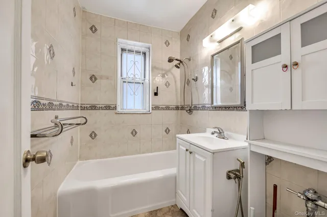 $2,500 | 63-60 102nd Street, Unit A7 | Rego Park