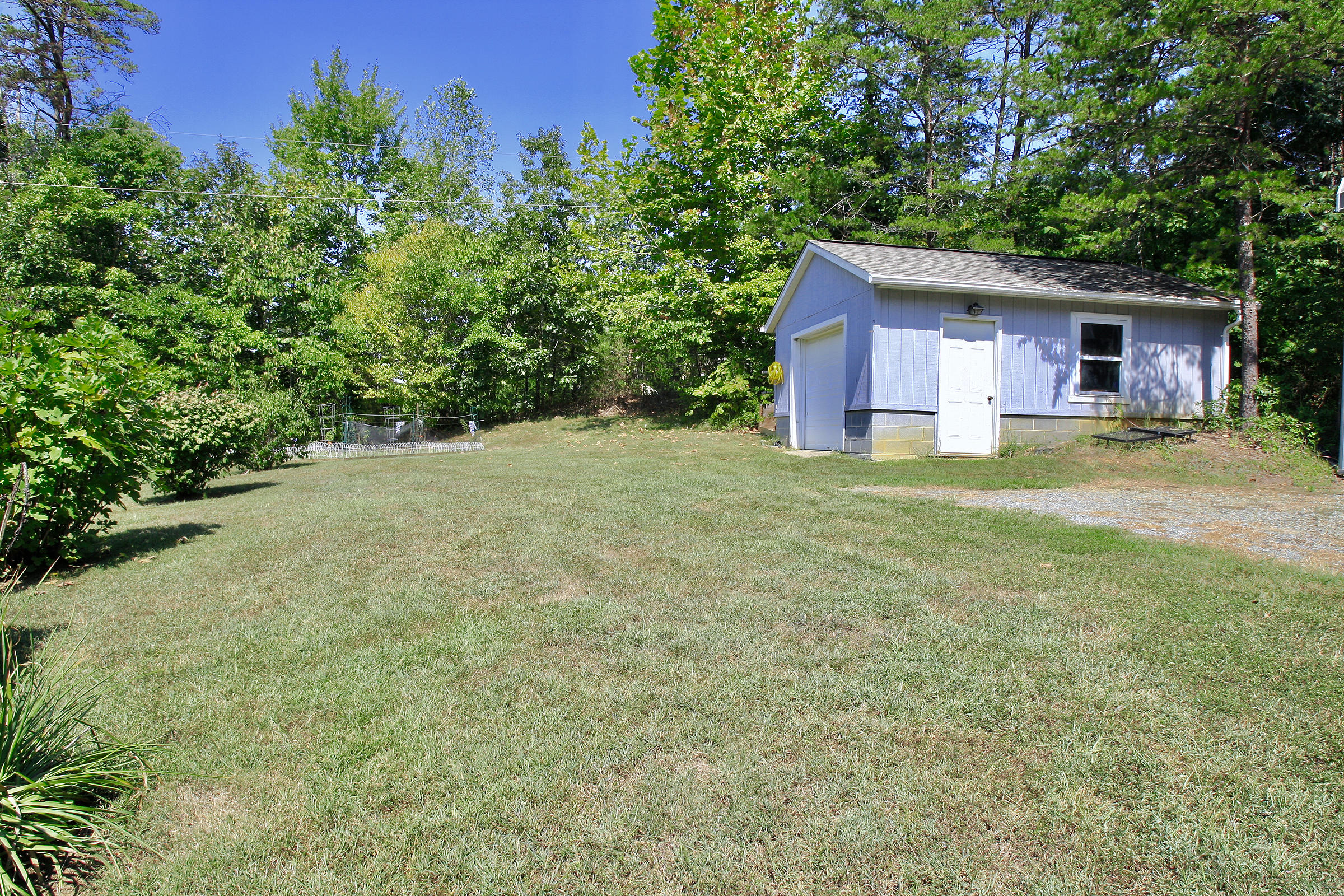 675 Major Holland Road Union Hall, VA 24176 - Photo 44 of 57 _V4B0798
