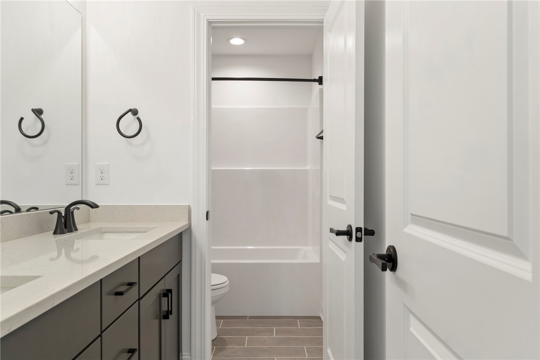 207 Branford Street, Unit SUN0132 Anderson, SC 29625 - Photo 37 of 50 Bath 2