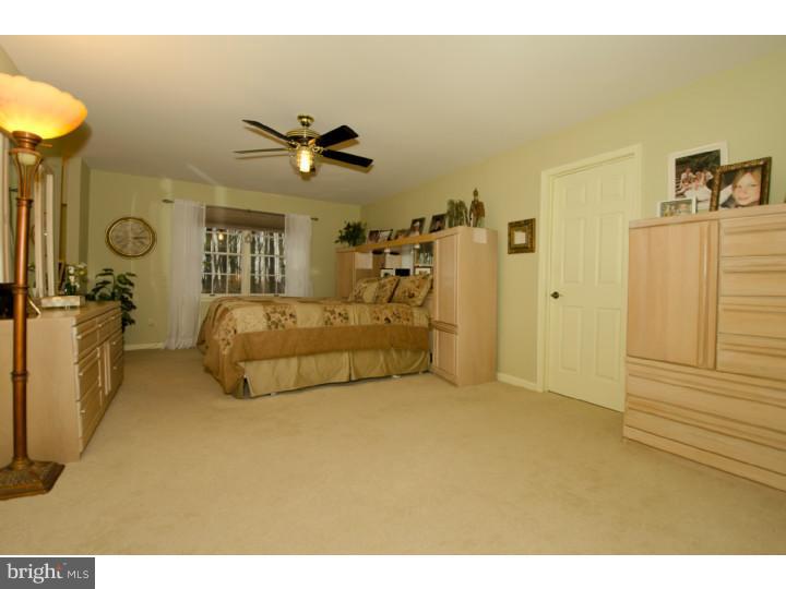 2177 Twining Road Newtown, PA 18940 - Photo 9 of 18 Gallery Image 9