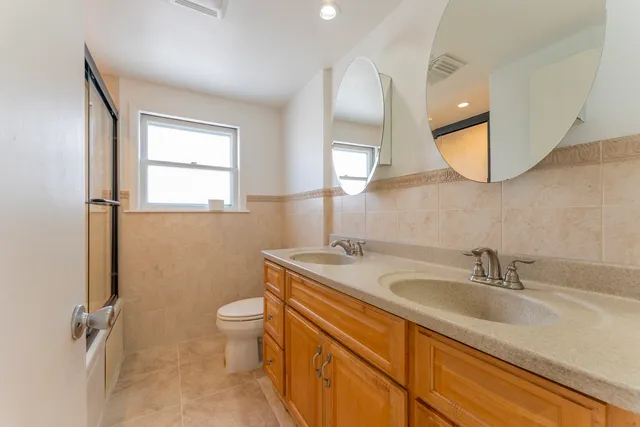 $3,200 | 5800 West Foster Avenue, Chicago, IL 60630