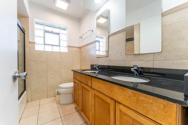 $3,200 | 5800 West Foster Avenue, Chicago, IL 60630