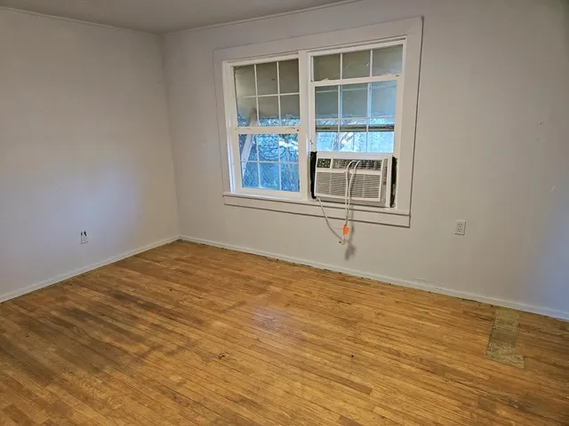 $2,600 | 712 West Gibson Road, Woodland, CA 95695