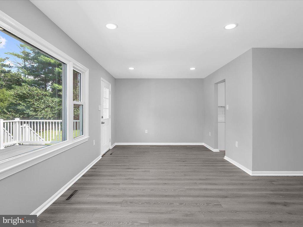 3608 Cool Crest Drive Jefferson, MD 21755 - Photo 6 of 42