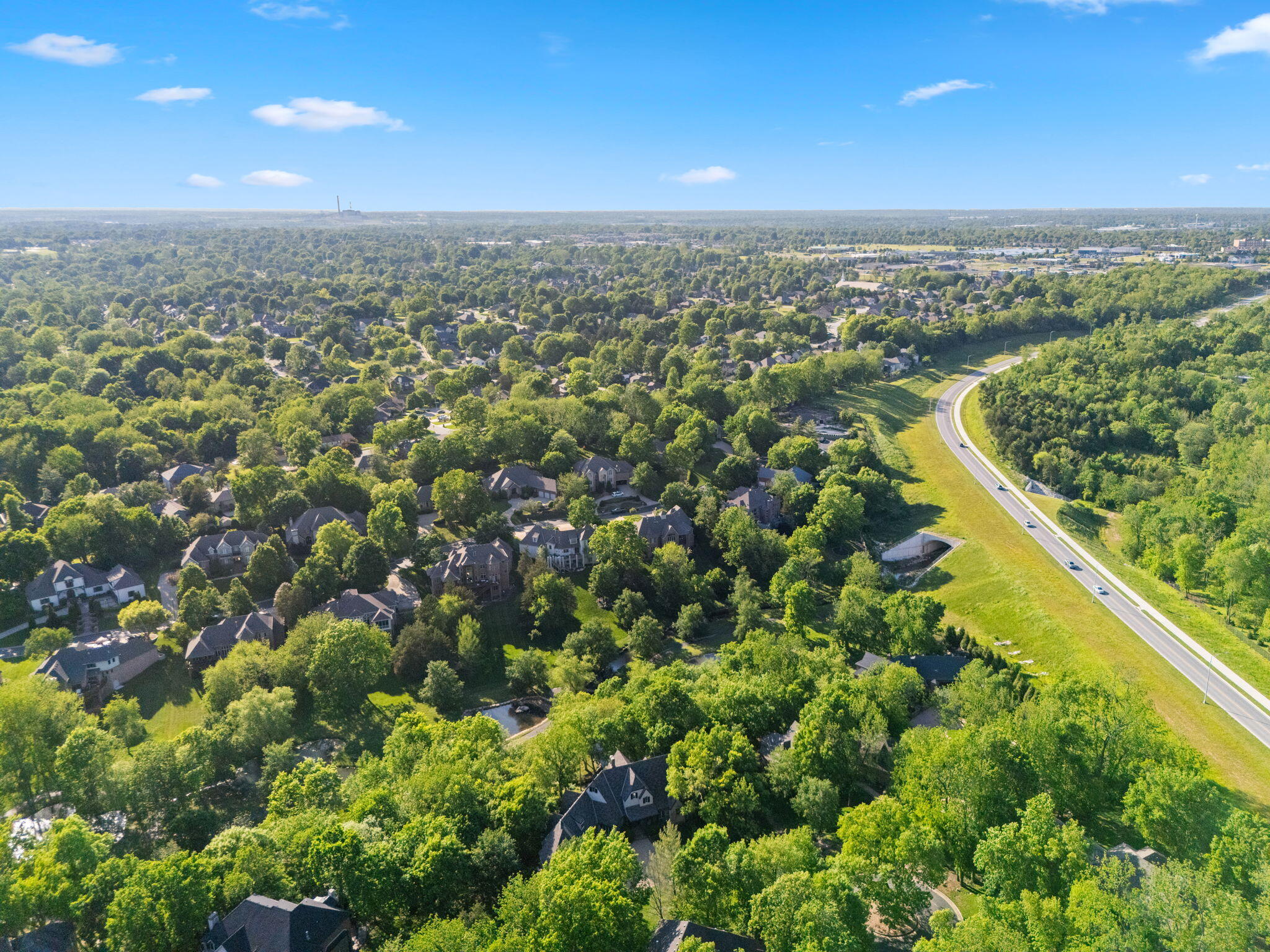 4827 South Landon Court Springfield, MO 65810 - Photo 106 of 118 121-web-or-mls-DJI_20260504175459_0999_D
