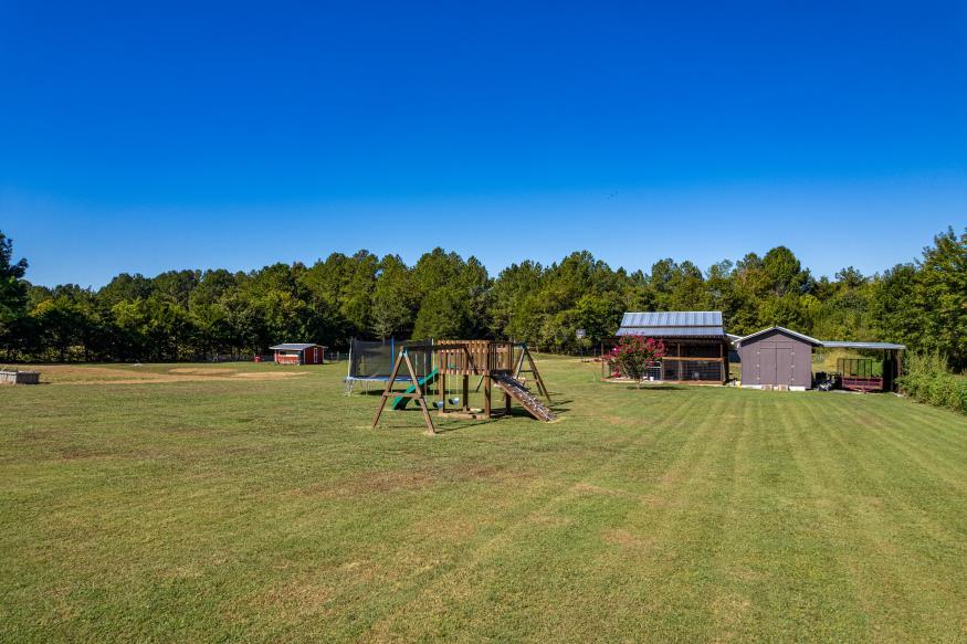 4583-4589 Crow Road Northeast Dalton, GA 30721 - Photo 20 of 80 IMG_7826