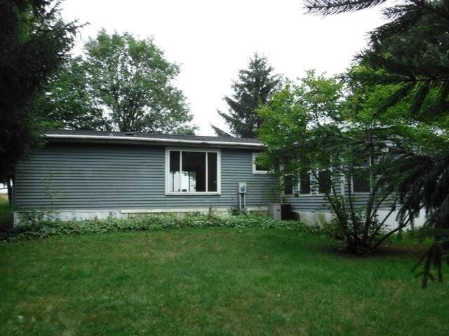 13088 Gleason Road Three Rivers, MI 49093 - Photo 4 of 15 rear