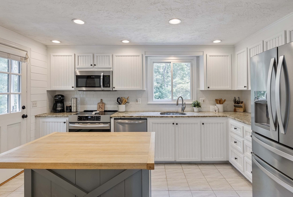 11 Chandler Road Sandwich, MA 02537 - Photo 19 of 37 Gallery Image 19