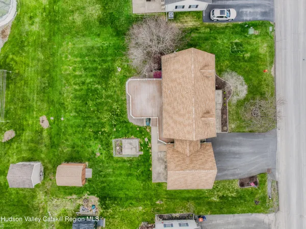 $469,999 | 247 Bowne Street, Port Ewen, NY 12466