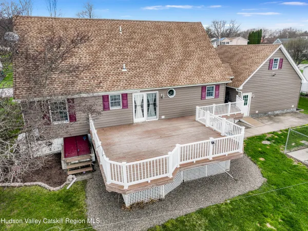 $469,999 | 247 Bowne Street, Port Ewen, NY 12466