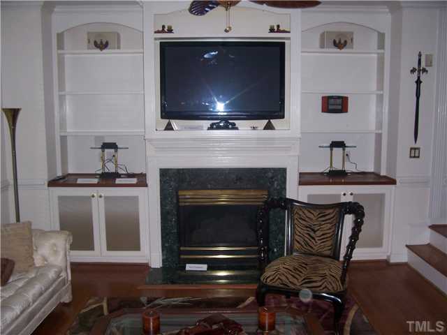 2016 Shadow Creek Drive Raleigh, NC 27604 - Photo 12 of 15 Gallery Image 12