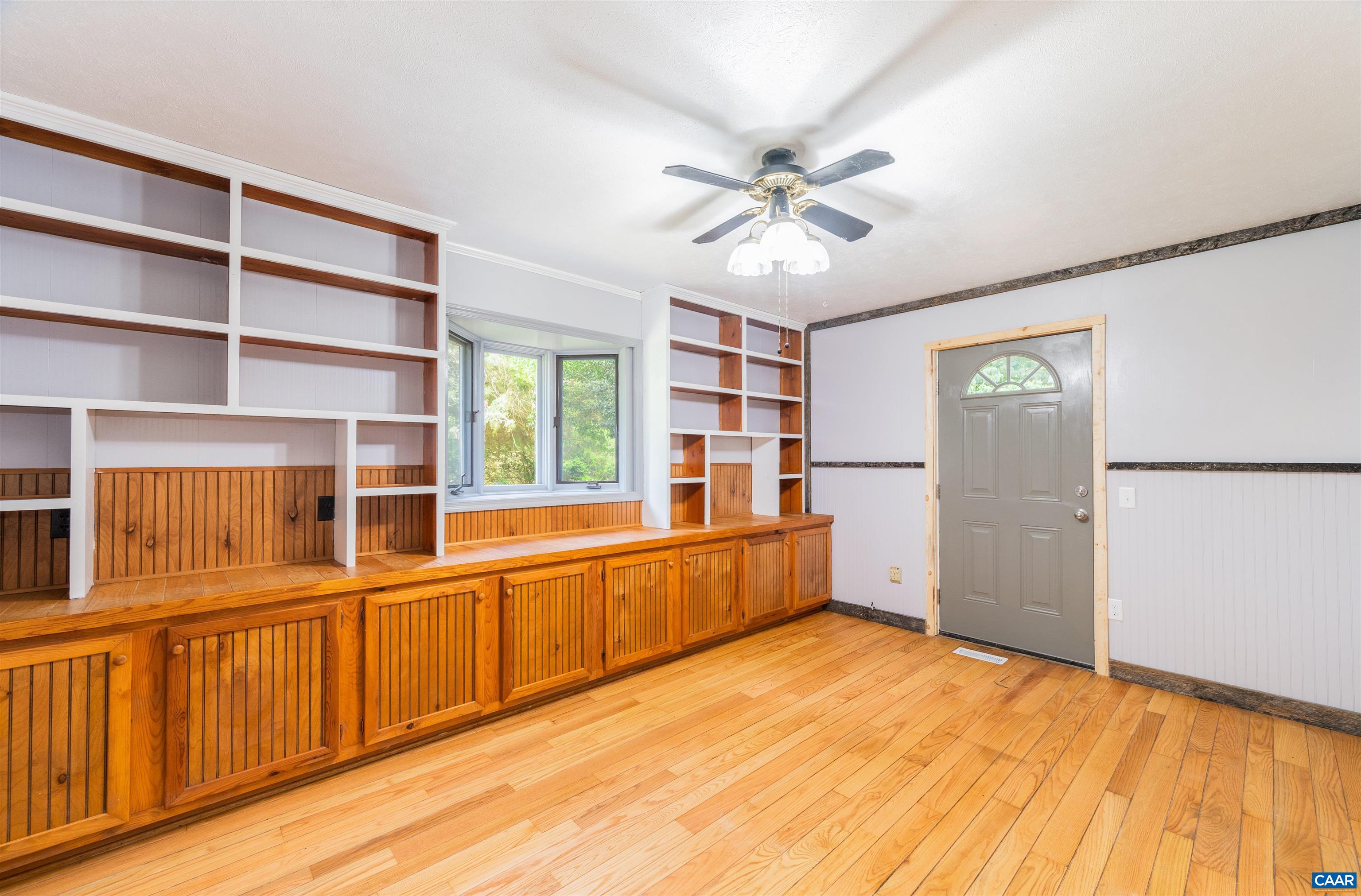 3882 Firehouse Road Howardsville, VA 24562 - Photo 26 of 75