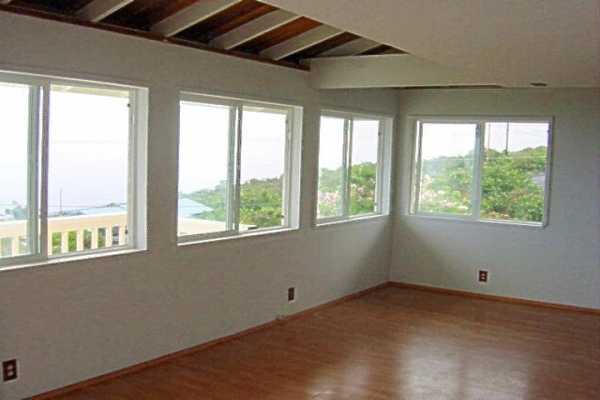 88-2256 Milolii Road Captain Cook, HI 96704 - Photo 11 of 15 an empty room with a window