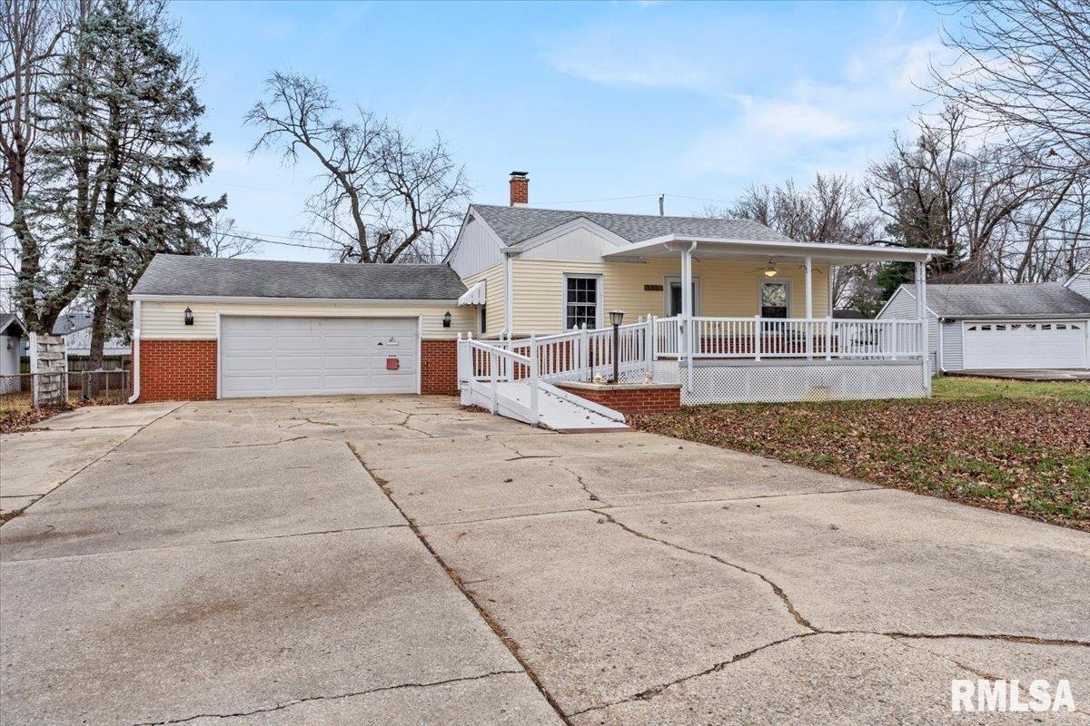 3318 South Palmer Street Springfield, IL 62703 - Photo 1 of 47