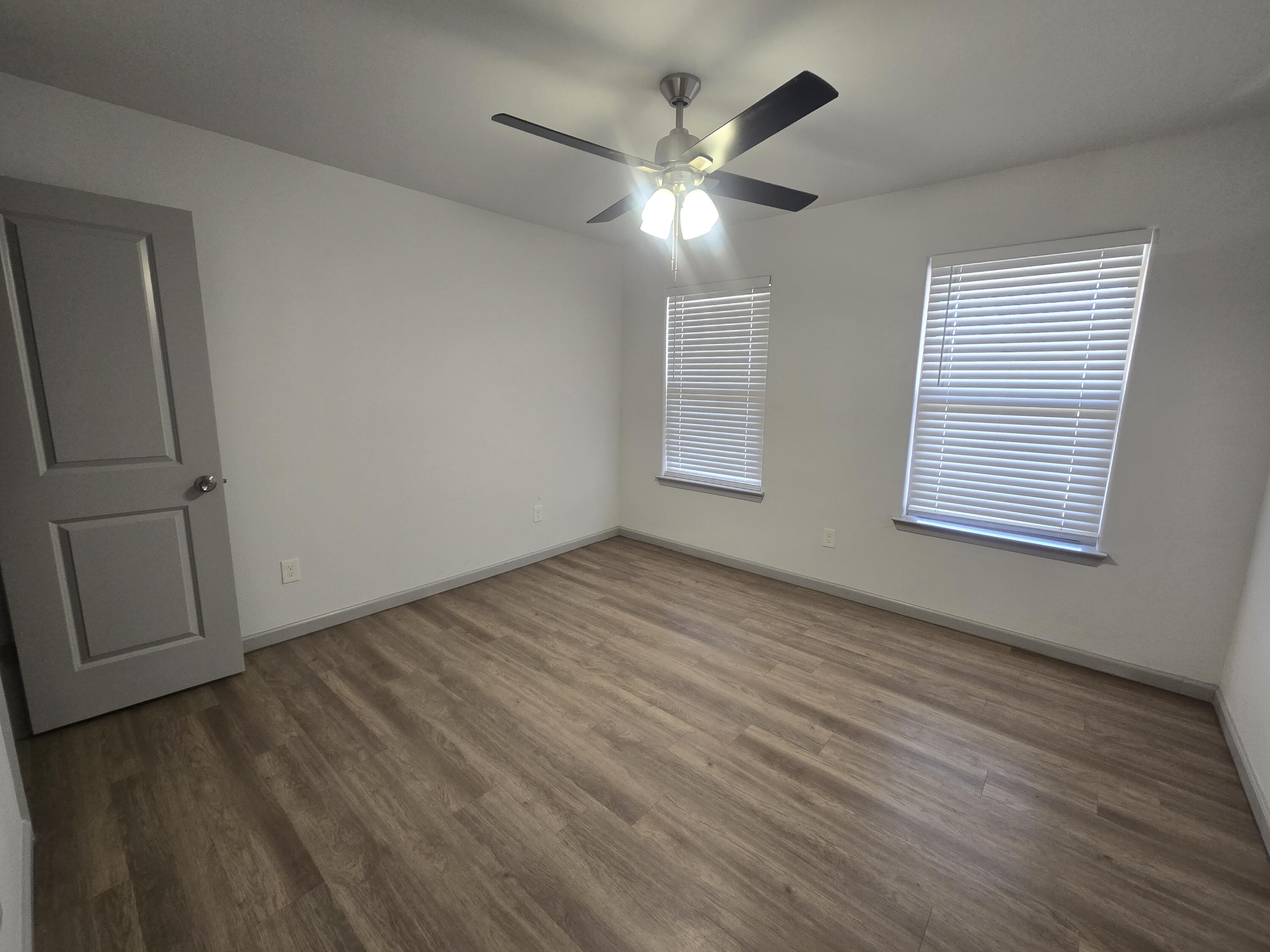 2108 88th Street Lubbock, TX 79423 - Photo 26 of 29 20260522_143237