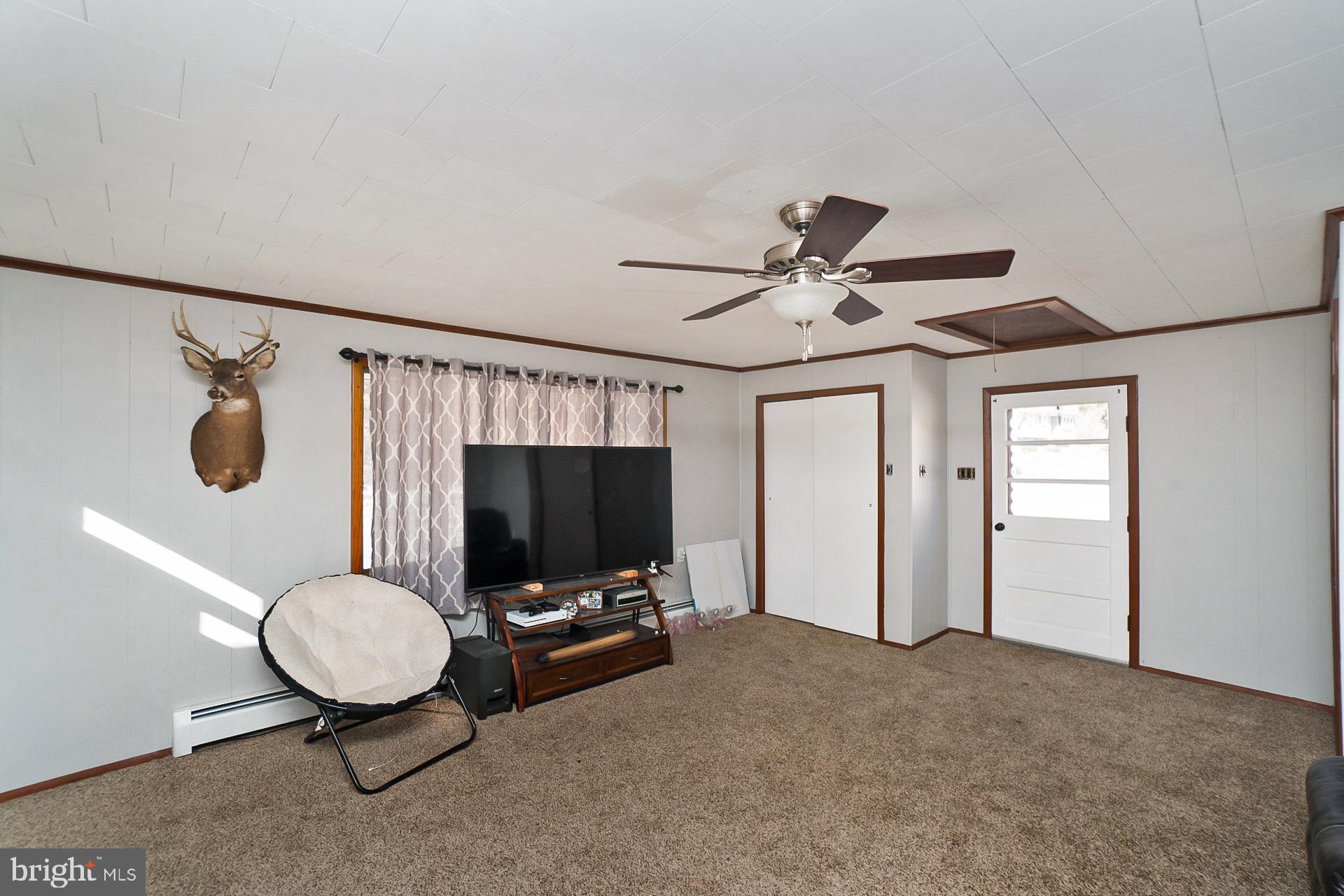 643 Fireline Road Palmerton, PA 18071 - Photo 7 of 40 Gallery Image 7