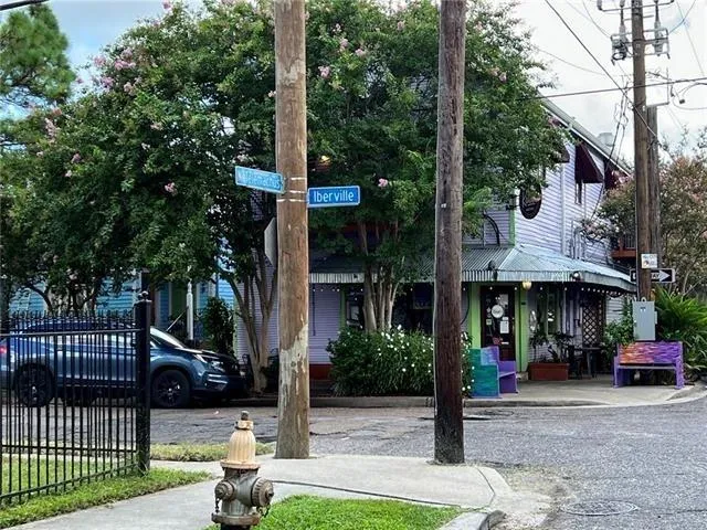 $1,250 | 145 North Telemachus Street, Unit 3, New Orleans, LA 70119