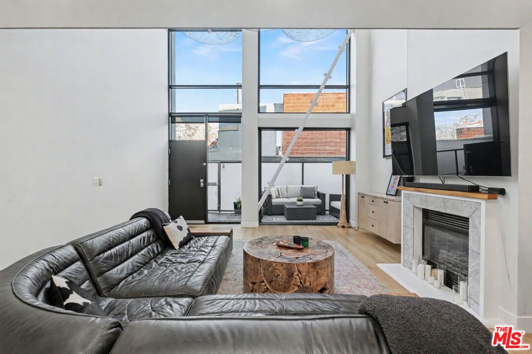 700 Main Street, Unit 5 Venice, CA 90291 - Photo 15 of 27