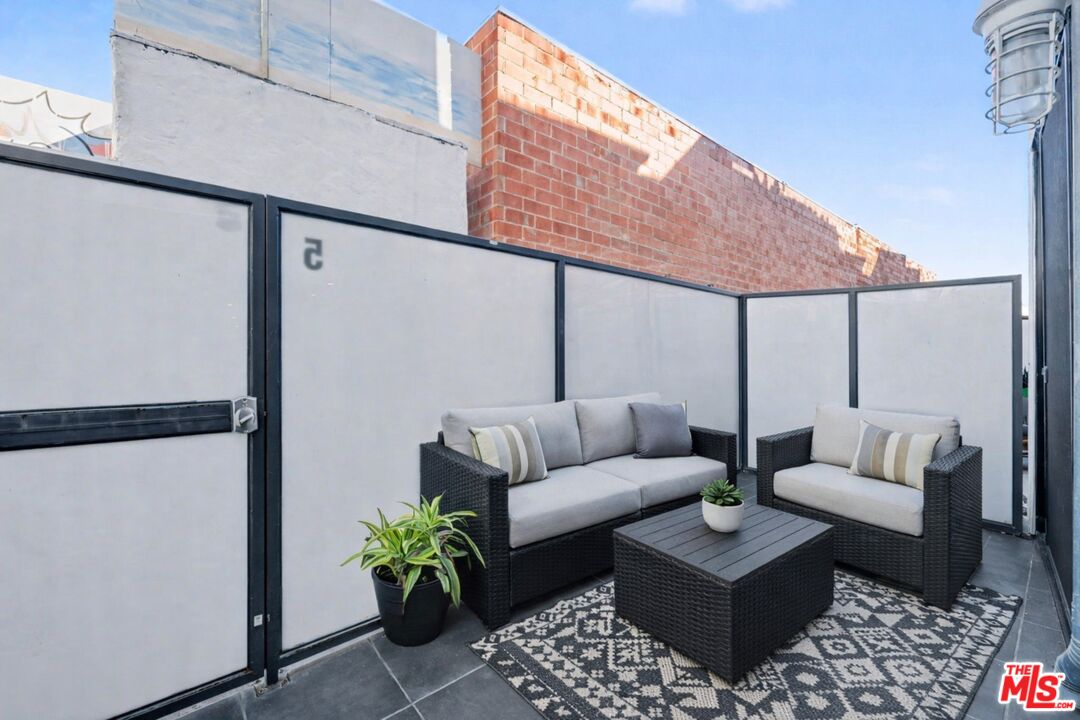 700 Main Street, Unit 5 Venice, CA 90291 - Photo 18 of 27