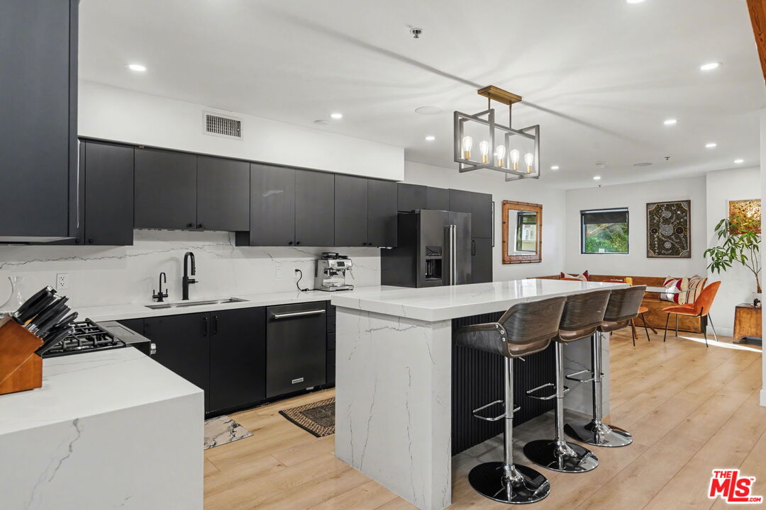 700 Main Street, Unit 5 Venice, CA 90291 - Photo 8 of 27