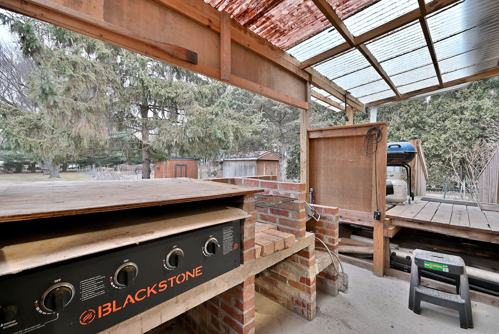 10N836 Maple Street Elgin, IL 60123 - Photo 32 of 38 Gallery Image 32
