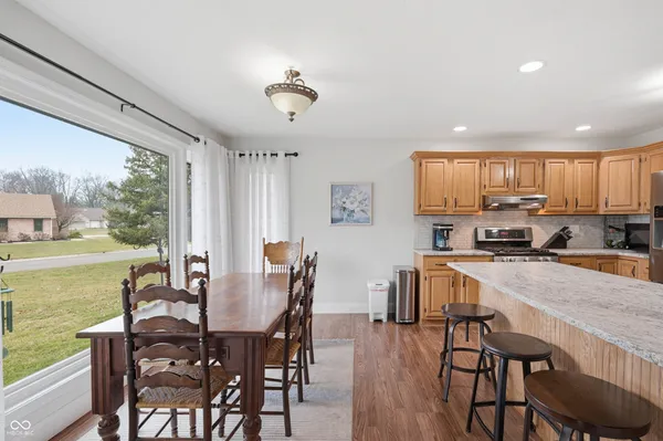 $534,900 | 209 North Copperwood Court, Muncie, IN 47304