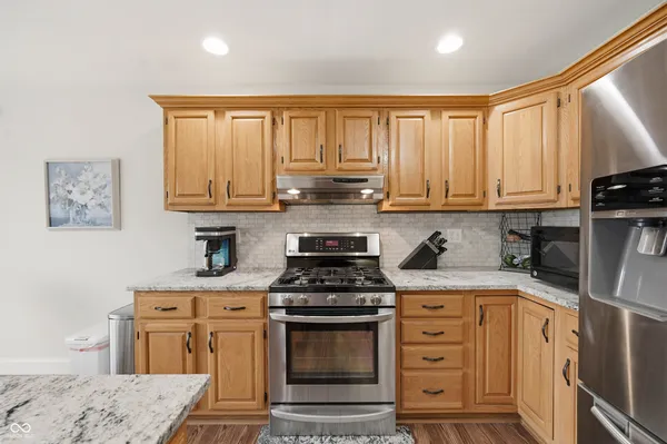 $534,900 | 209 North Copperwood Court, Muncie, IN 47304