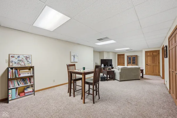 $534,900 | 209 North Copperwood Court, Muncie, IN 47304