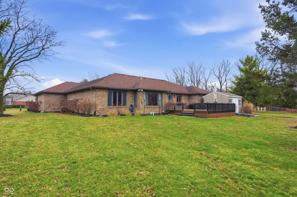 $534,900 | 209 North Copperwood Court, Muncie, IN 47304