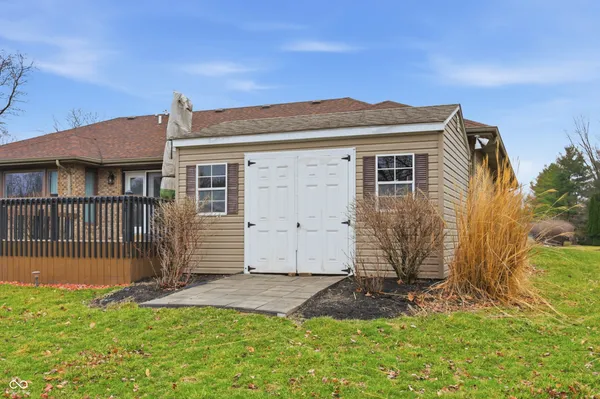 $534,900 | 209 North Copperwood Court, Muncie, IN 47304