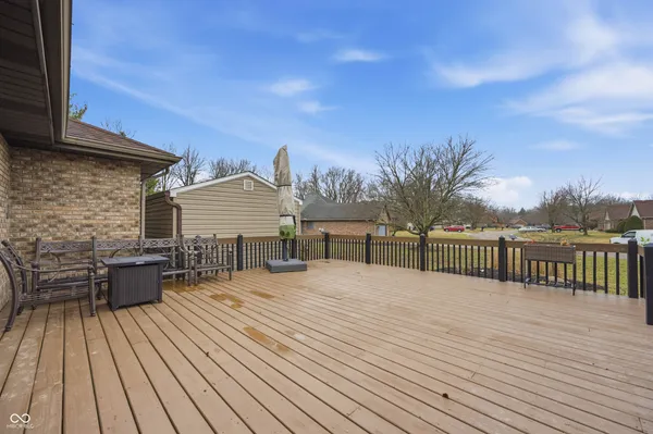 $534,900 | 209 North Copperwood Court, Muncie, IN 47304