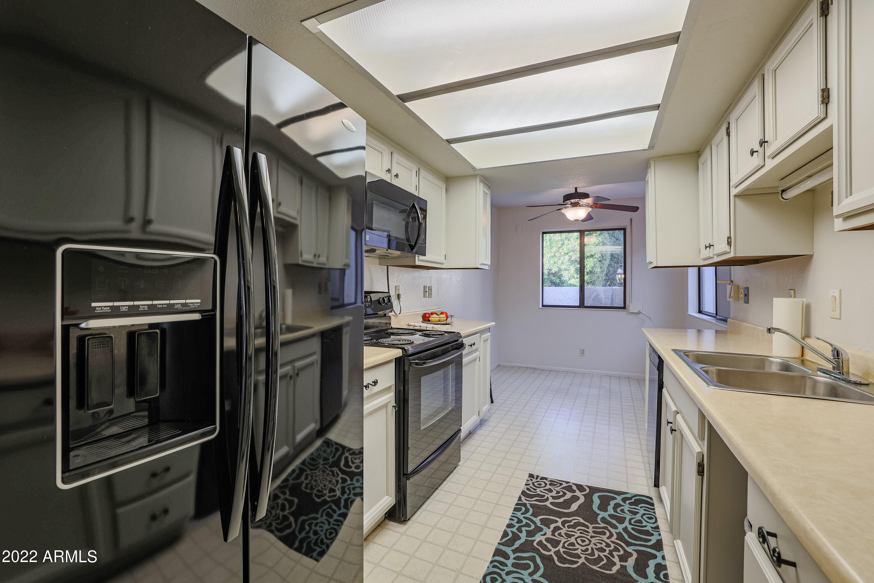 7843 East Valley View Road Scottsdale, AZ 85250 - Photo 14 of 35 B (10)