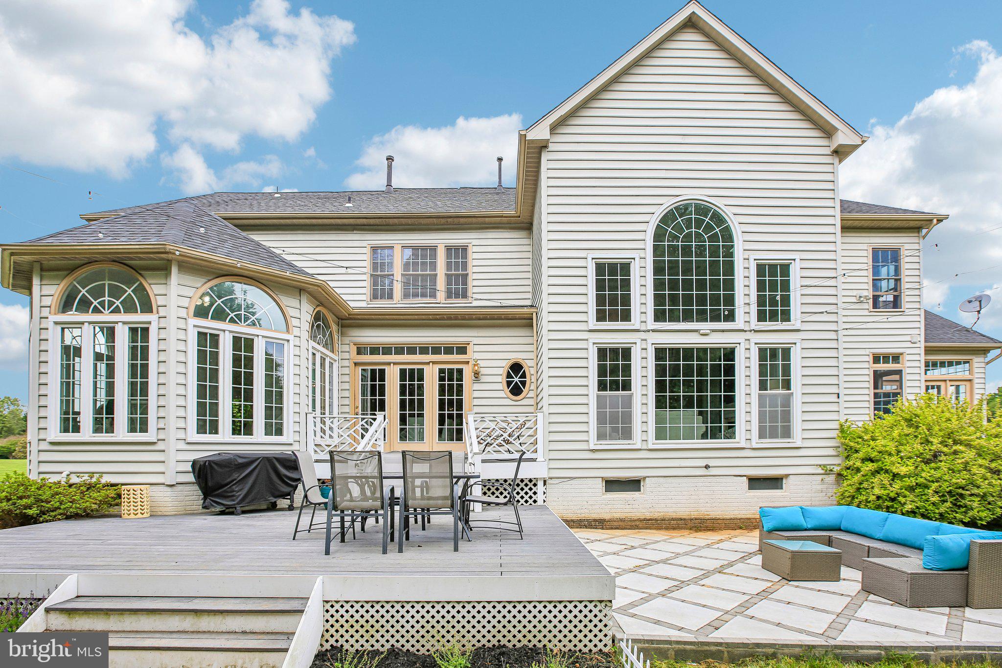 9308 Harrisons Farm Way Gaithersburg, MD 20882 - Photo 63 of 92 Plenty of outdoor space.