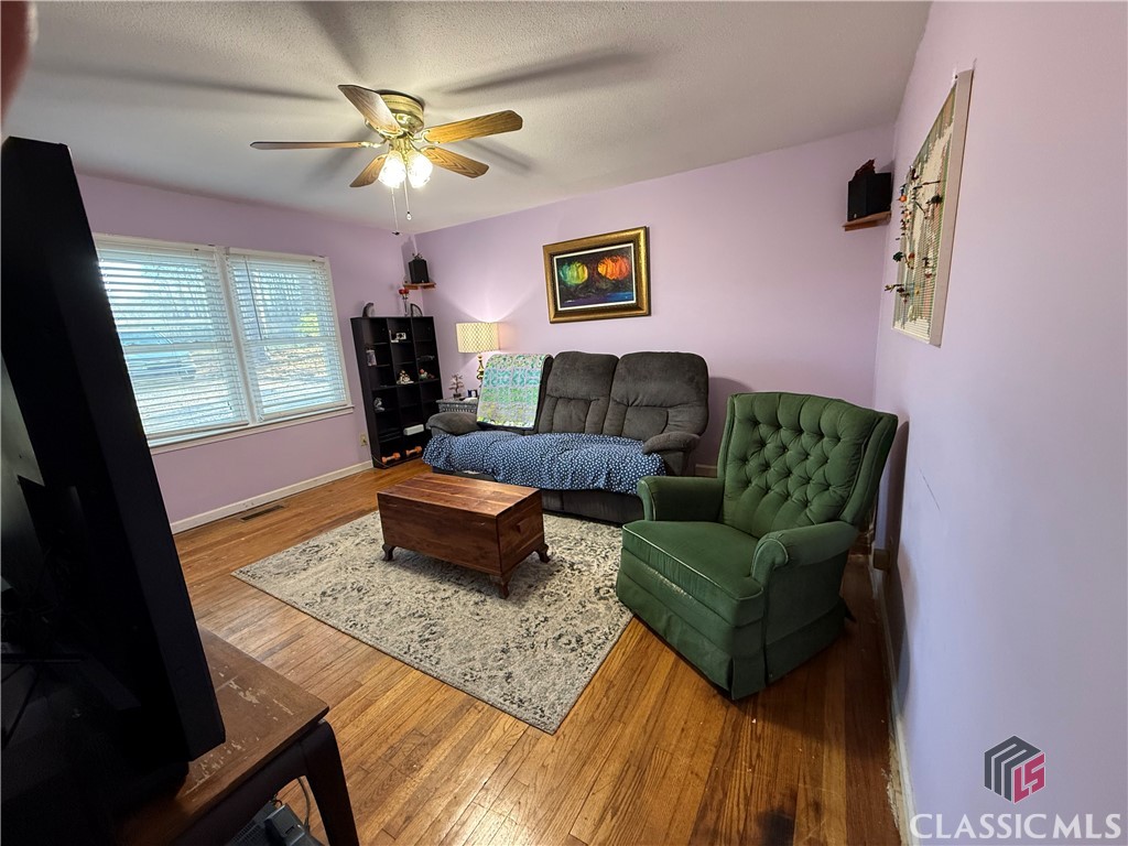 404 Piedmont Road Hull, GA 30646 - Photo 4 of 28