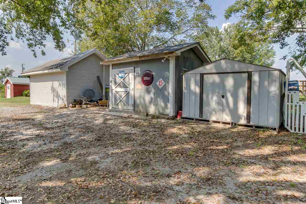 542 Holliday Dam Road Honea Path, SC 29654 - Photo 33 of 35