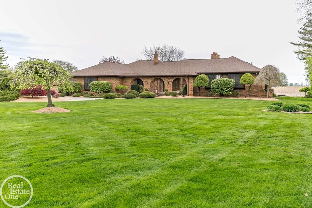 32411 Sutton Road New Baltimore, MI 48047 - Photo 6 of 42