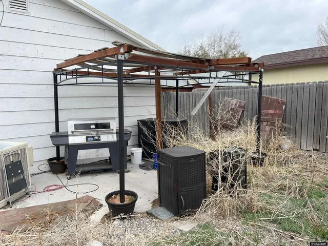 $179,000 | 310 North 8th Street West, Riverton, WY 82501