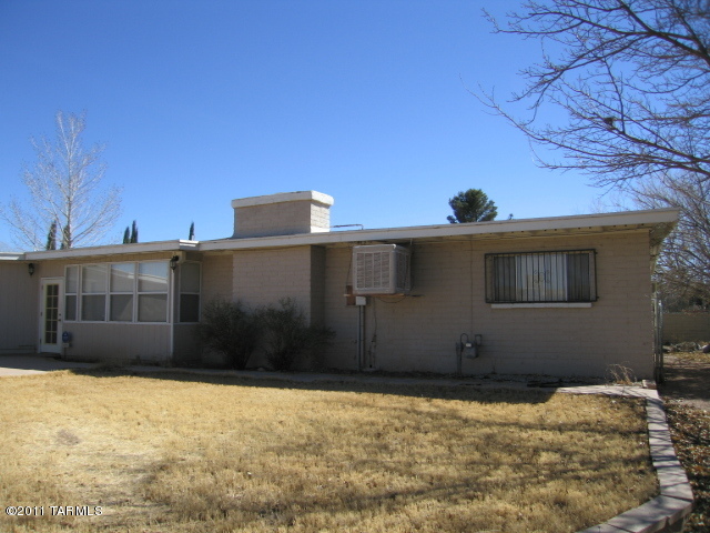 2902 Cortez Street Douglas, AZ 85607 - Photo 2 of 5